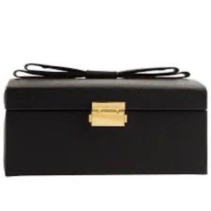 Origami owl jewelry box NEW black leather expands locks